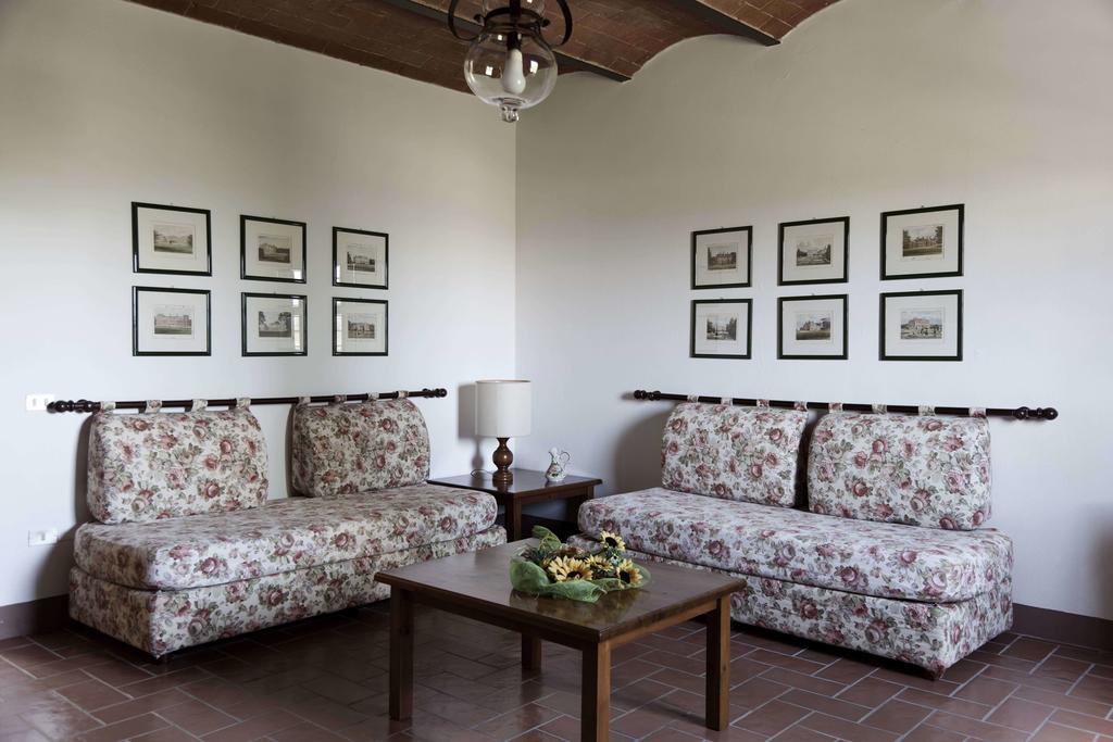 فيلا سيريتو غيديفي Tenuta Di Colle Alberti Agriturismo الغرفة الصورة