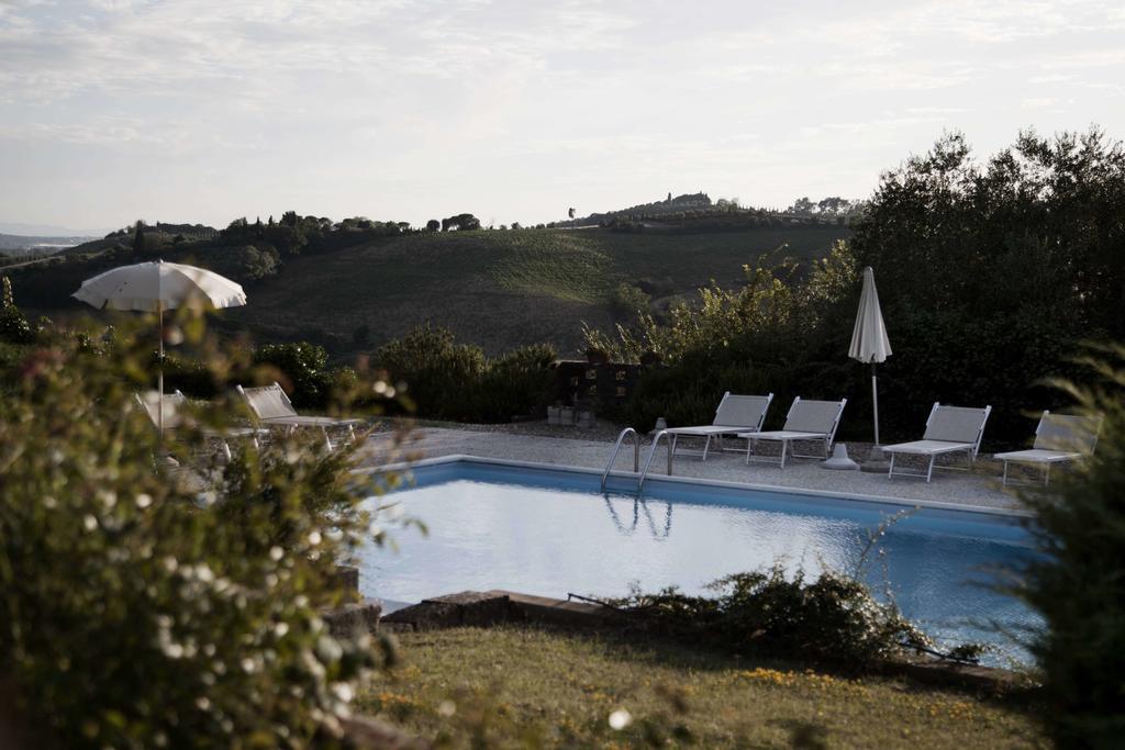 فيلا سيريتو غيديفي Tenuta Di Colle Alberti Agriturismo المظهر الخارجي الصورة
