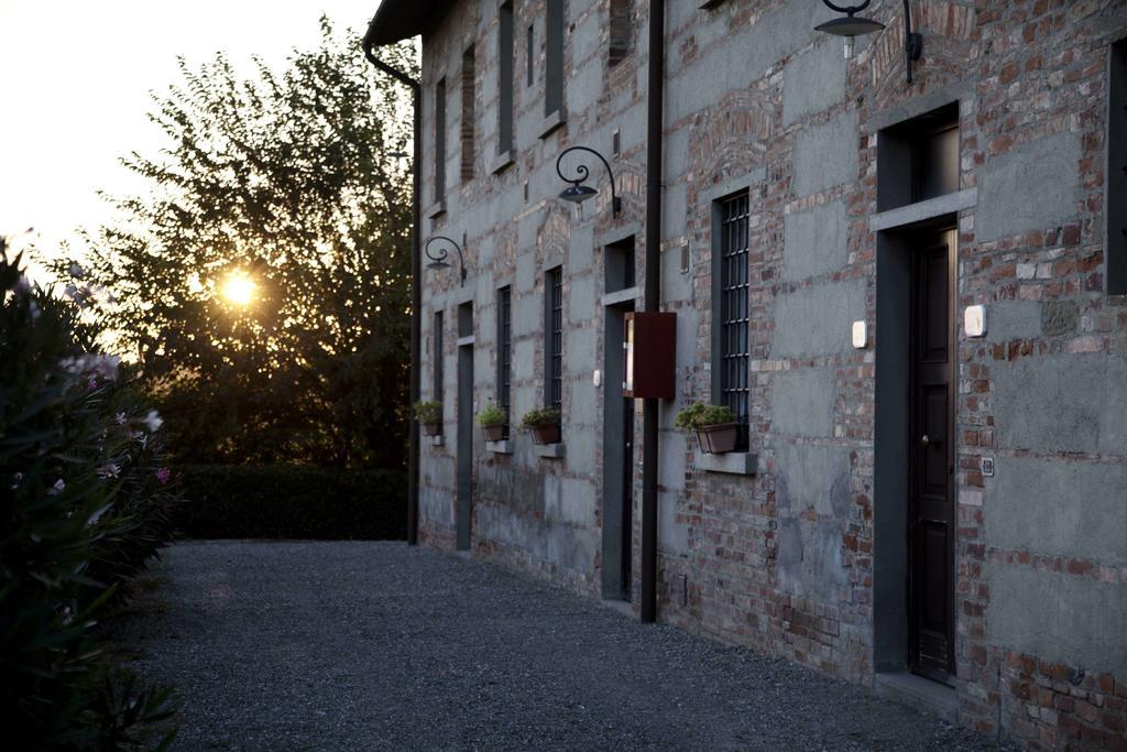 فيلا سيريتو غيديفي Tenuta Di Colle Alberti Agriturismo المظهر الخارجي الصورة